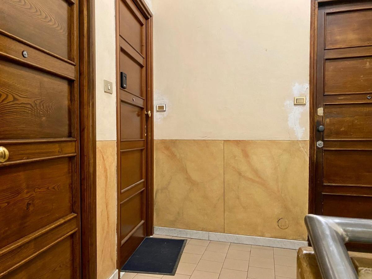 Metro Bengasi La Dimora Di Lucrezia Turín