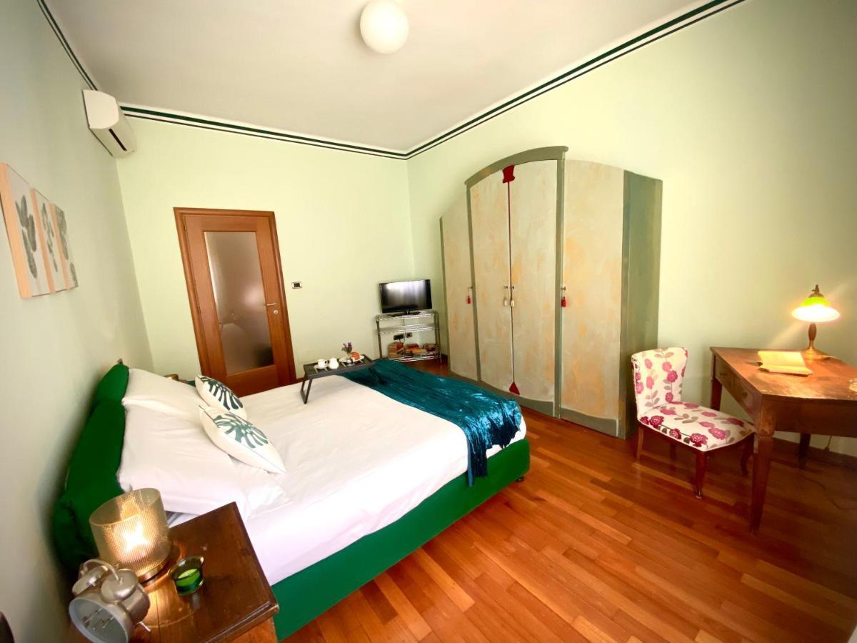 Apartamento Metro Bengasi La Dimora Di Lucrezia Turín